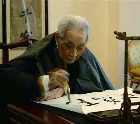 南怀瑾管仲,南怀瑾老师讲述管仲的养生之道