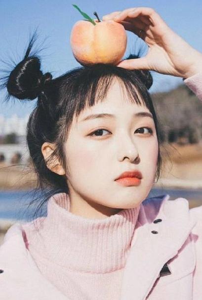 边伯贤是金泰妍的粉丝,水蜜桃边伯贤