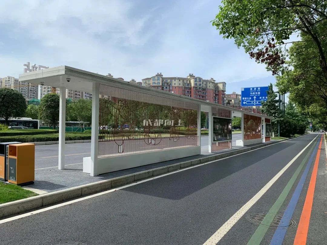 成都二圈层公交车对比,成都二圈层双流和龙泉谁更强