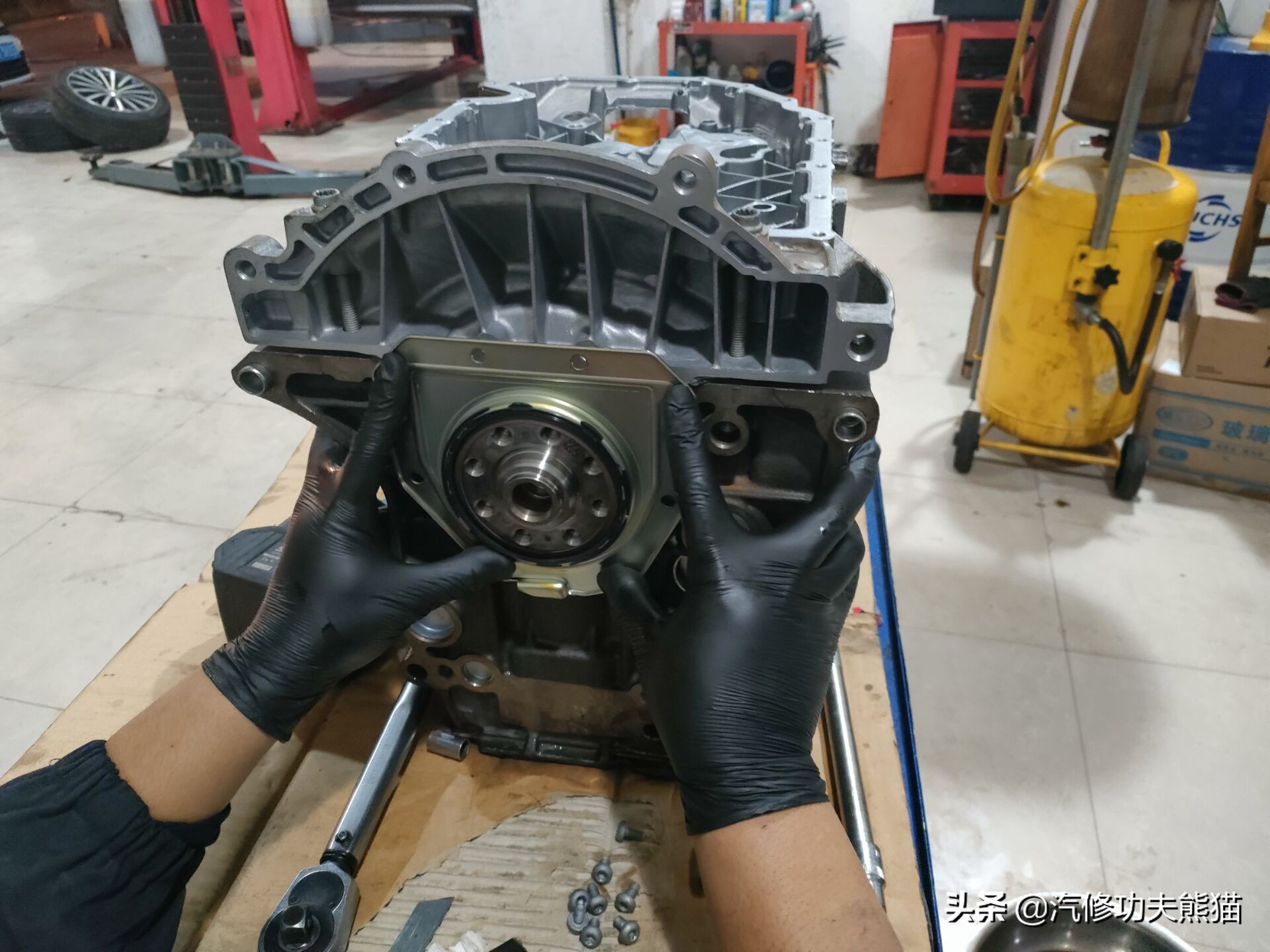 奥迪q5这车质量怎样,现在的奥迪q5烧机油