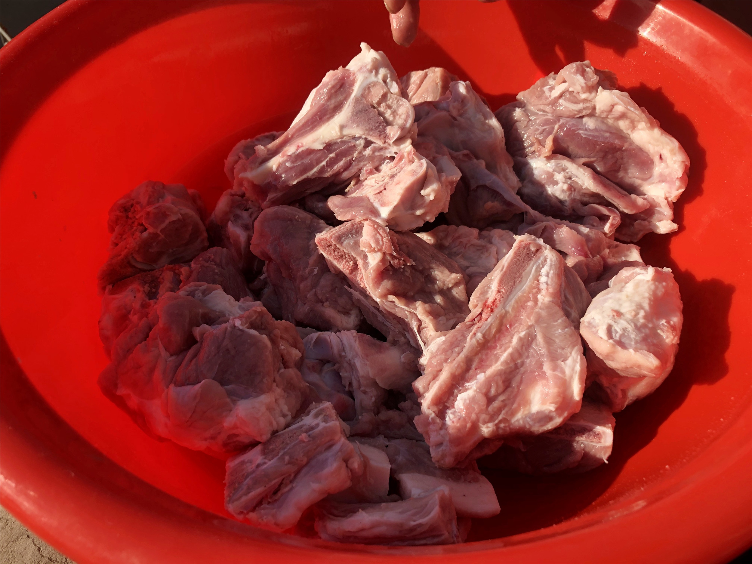 煮猪排骨的正确方法,大骨头清炖排骨的正确方法