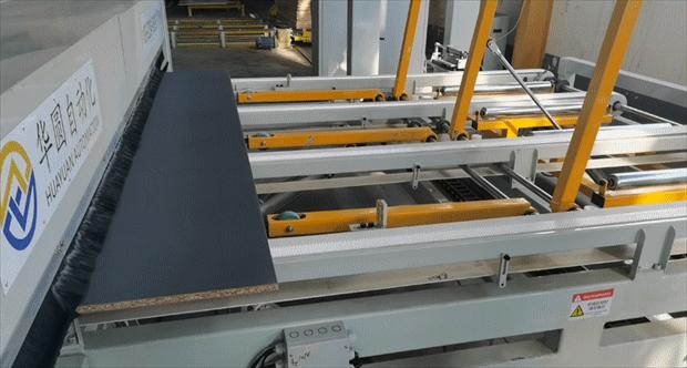 大板时代|鹏鸿九尺双面自动压贴设备霸气上线