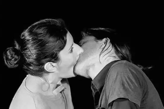 艺术家之间的爱情,艺术家疯狂的爱情