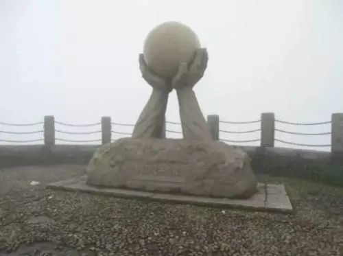 什么样的雕塑才是美的,雕塑的形态美