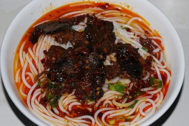 螺蛳粉双十二,为什么湖南米粉没有柳州螺蛳粉火