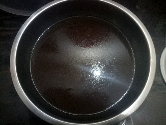 老师傅教你卤牛肉，掌握3招，牛肉不散不干，筋道弹牙，百吃不厌