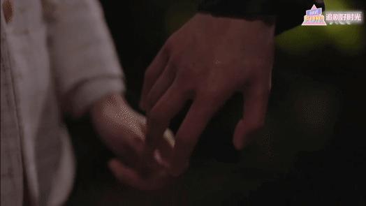 前辈请不要涂那支口红高甜,前辈请不要涂口红好看吗