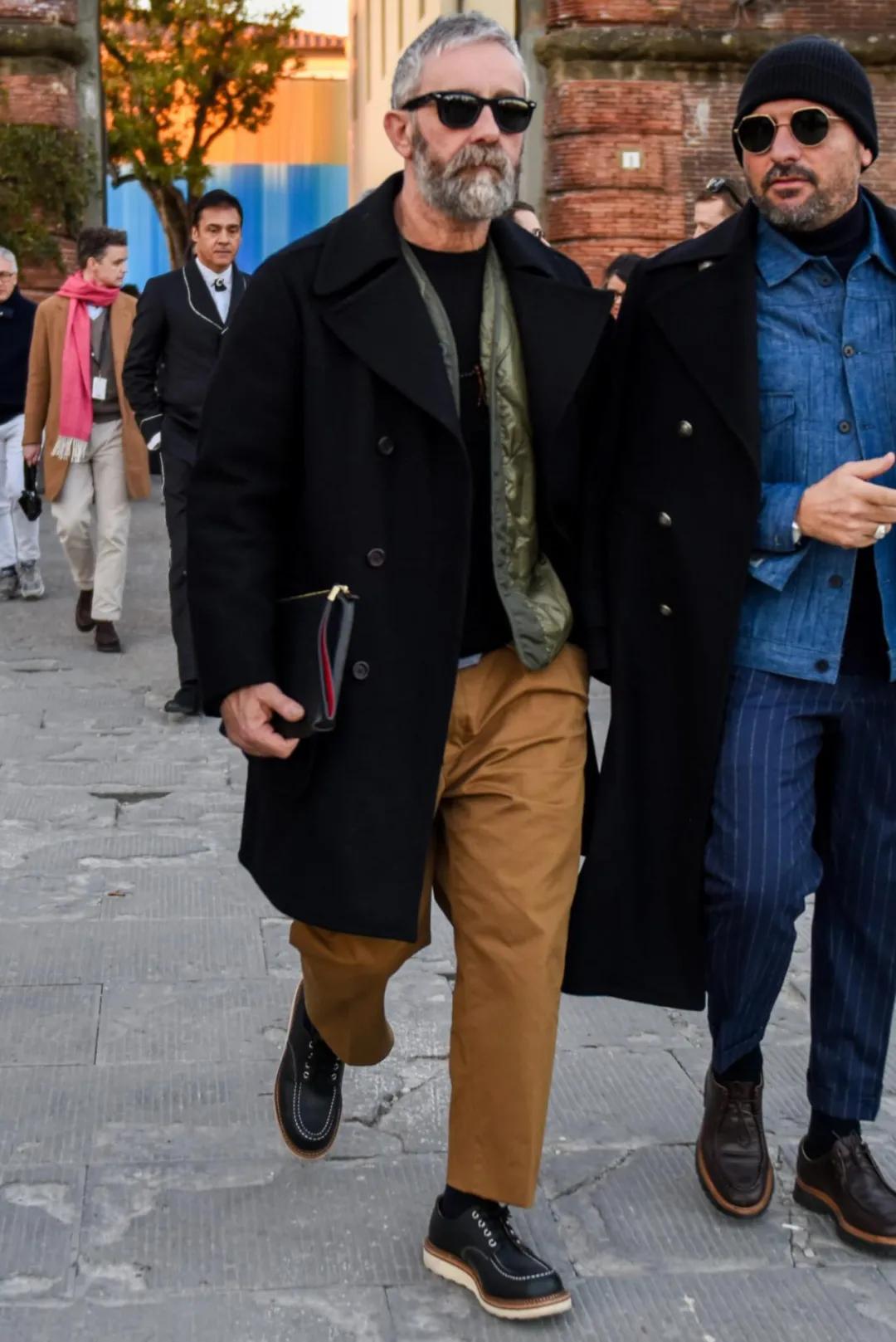 男人这辈子必穿的裤子,最经典的卡其裤是哪款