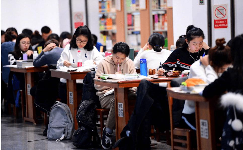 研究生报考学硕和专硕怎么选,研究生怎么不说清楚专硕还是学硕