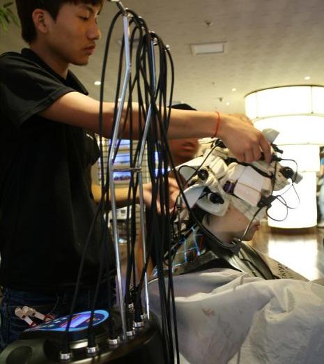 卷发拉直发的最佳方法,拉直发和卷发哪个伤害大