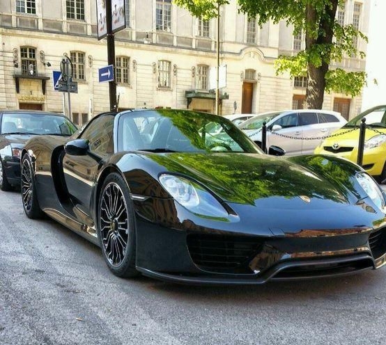 足坛明星的豪车,足坛球星开豪车