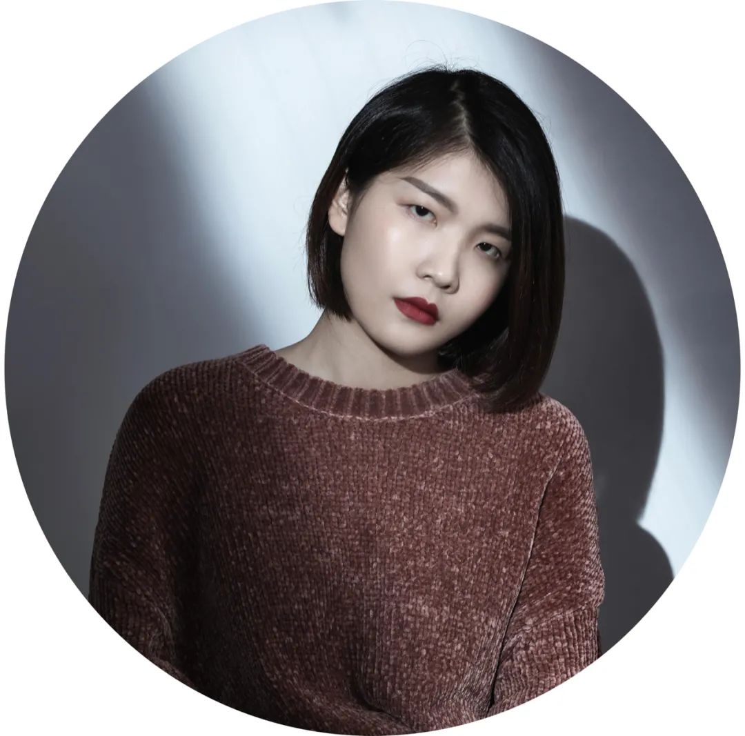 线条、色块和潮玩，这个89㎡比想象中还有料