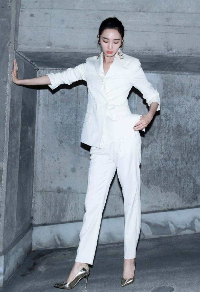 今年秋天最流行的鞋,今年流行的鞋子春季胖脚穿