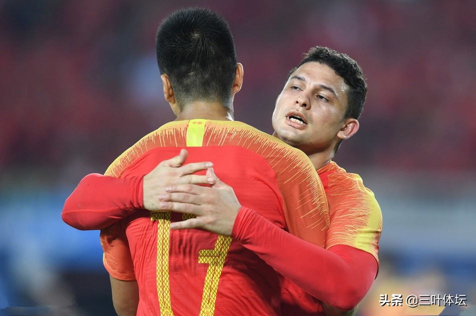 为国献礼7:0！中国男足血洗对手，里皮却对一人表达不满