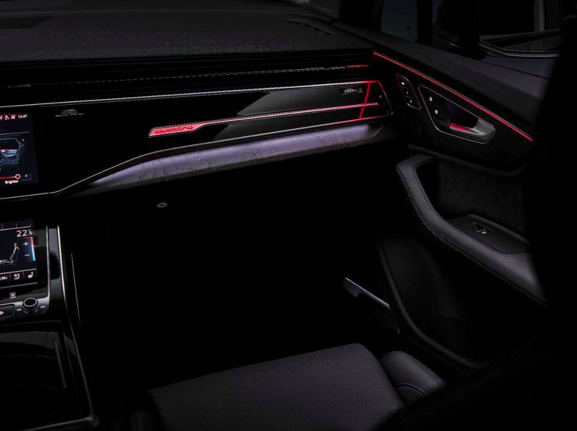 奥迪q7沉浸式体验高清,新款奥迪q7沉浸式体验