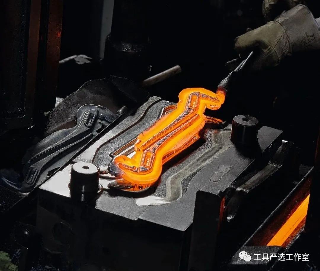 中国德国工具大比拼,一把钳子