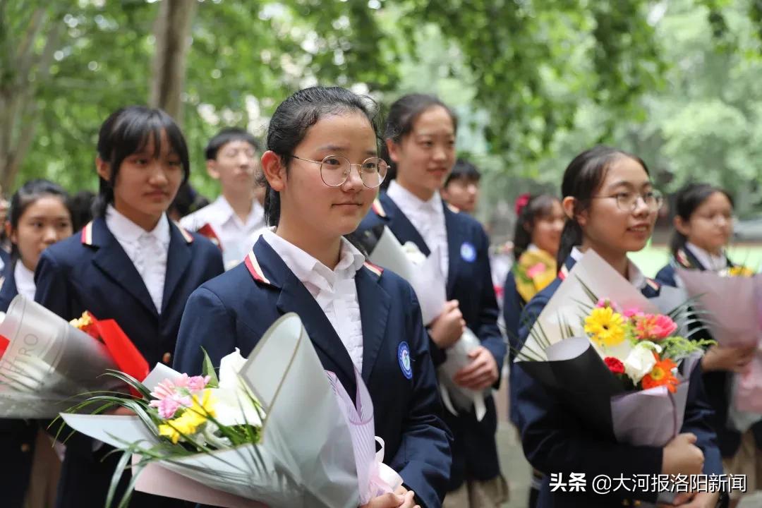 骊歌轻唱道珍重，扬帆追梦正当时——洛阳市东升第二中学举行2020届毕业典礼