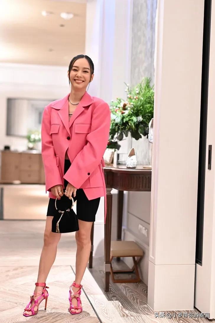 泰国女明星穿搭推荐,泰国女星的穿搭