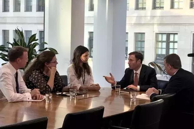 萝莉音骗队友,萝莉音骗小伙