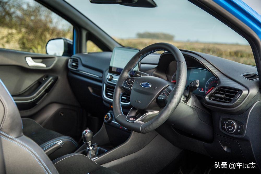 性能小钢炮福特嘉年华st欧洲上市,福特嘉年华14款1.0t三缸测评