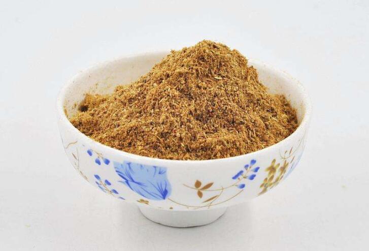 五香粉和十三香有什么区别,五香粉和十三香的区别哪个好吃