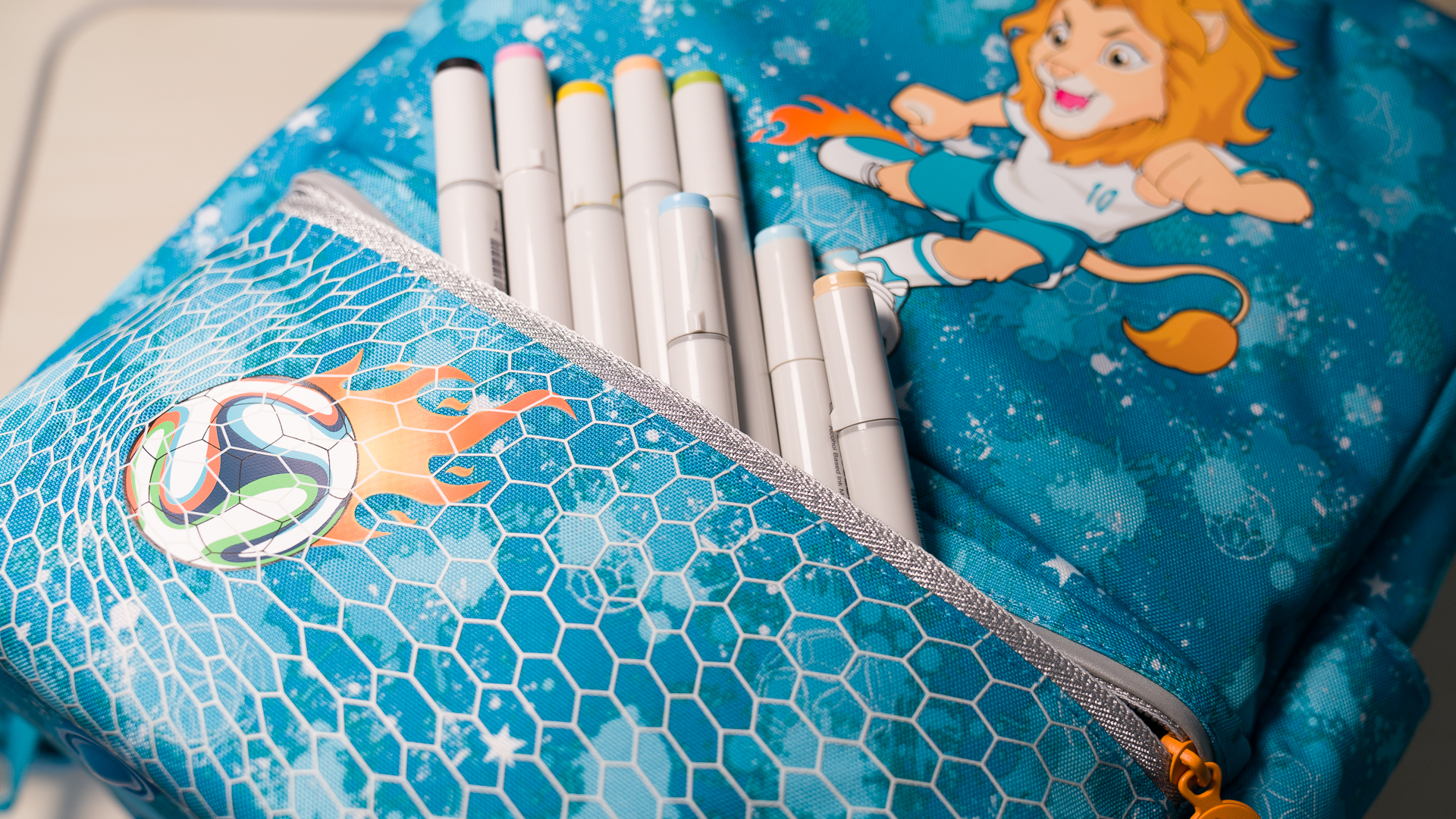 学生书包4-6年级护脊减负书包,初中生书包3-6年级减压护脊书包