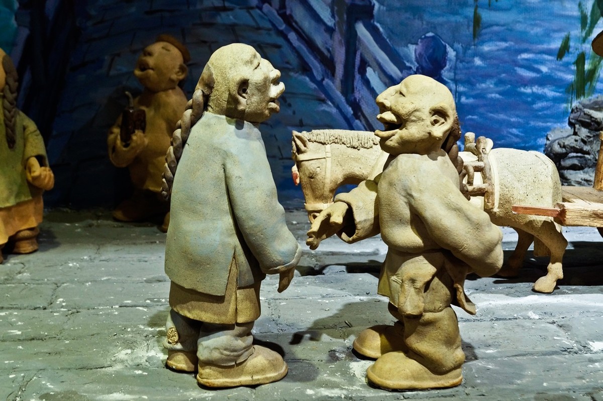 咬文嚼字：成语“咄咄怪事”中，“咄”字怎么读，是什么意思？