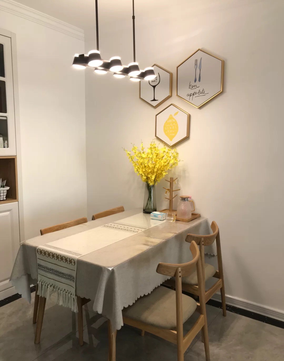 准备卖掉入住不到一年的家，处处收拾得干净又温馨，真是太不舍了