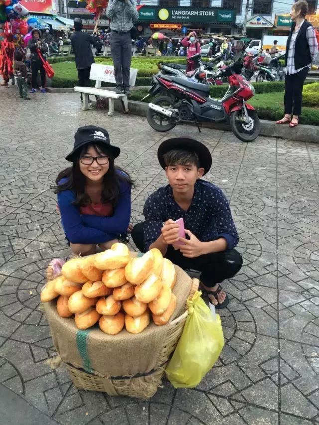 坐大巴就能出国的地方是哪里,怎么坐大巴去越南旅游