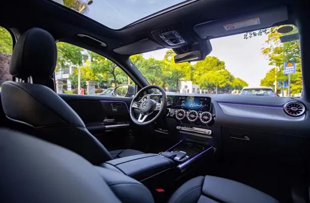 试驾全新gla好开不,试驾奔驰GLAAMG