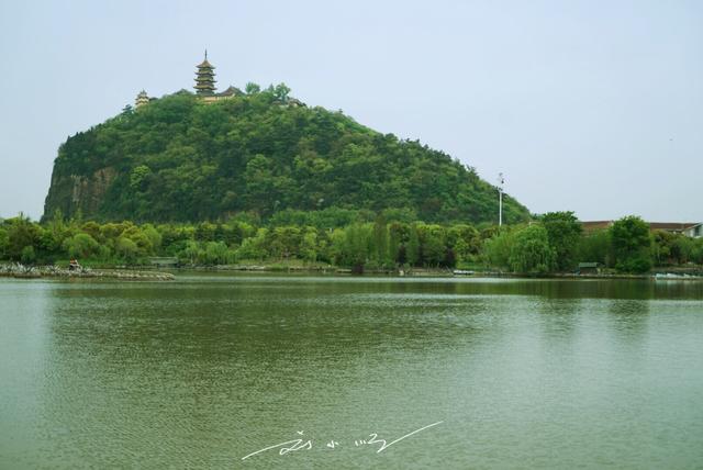 为何苏南gdp远超苏北苏中,苏南苏北gdp