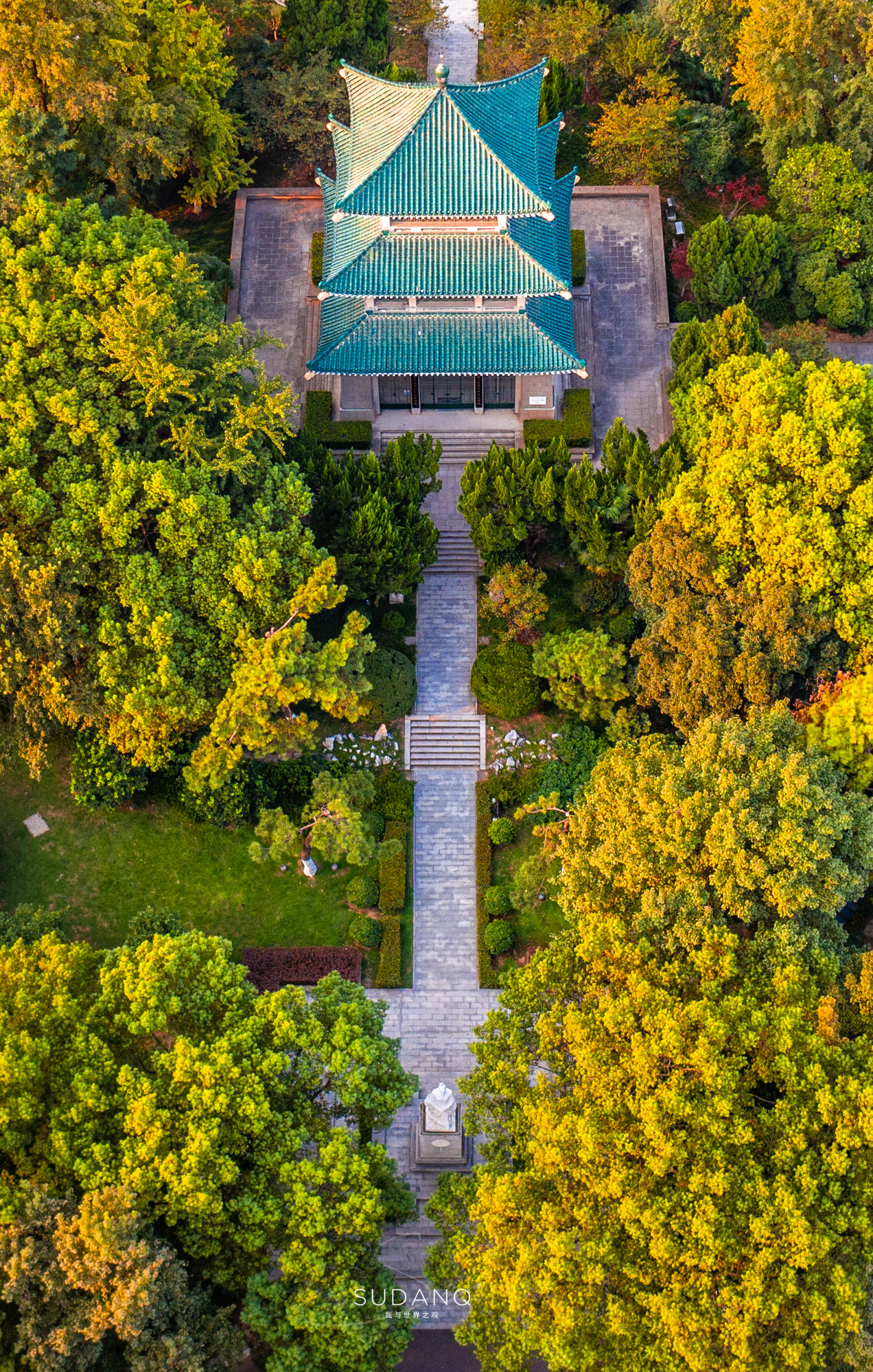 武汉，堪称“世界上最不缺水的城市”，东湖之美更羡煞旁人