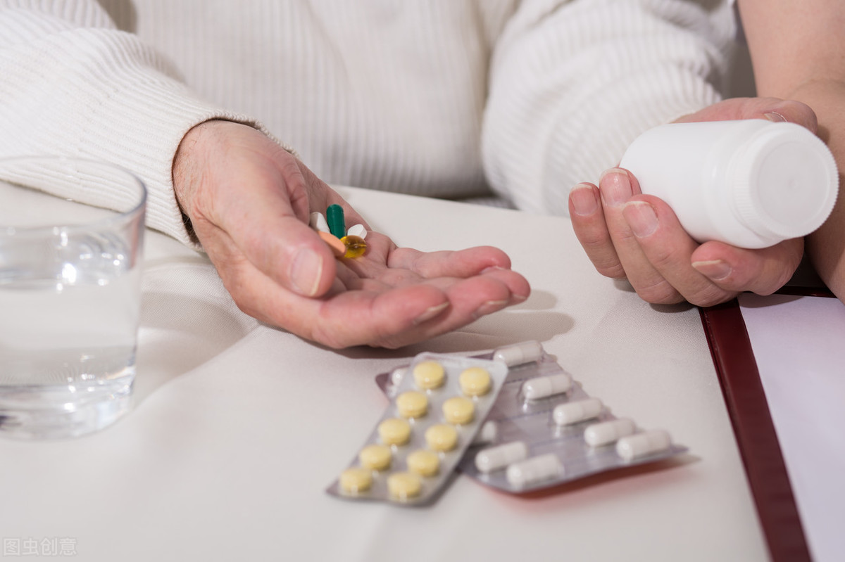 颈动脉斑块与阿司匹林,颈动脉斑块吃他汀还是阿司匹林好