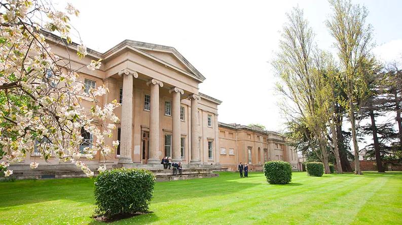 切尔滕纳姆贵族学院,切尔滕纳姆有什么学院