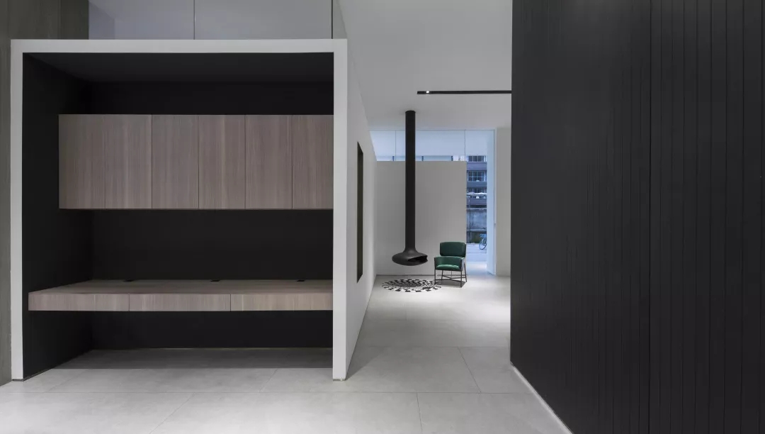 一个被遗忘的城市边角如何通过设计成为视觉焦点?