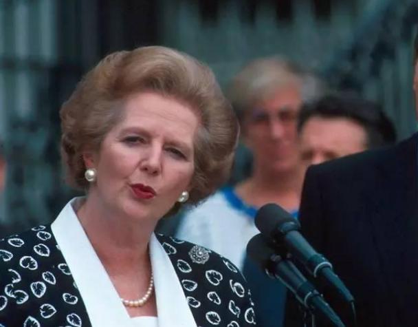 鍘嗗彶涓婄弽鐝犲拰濂充汉,鍘嗗彶涓婄殑鐝嶇彔