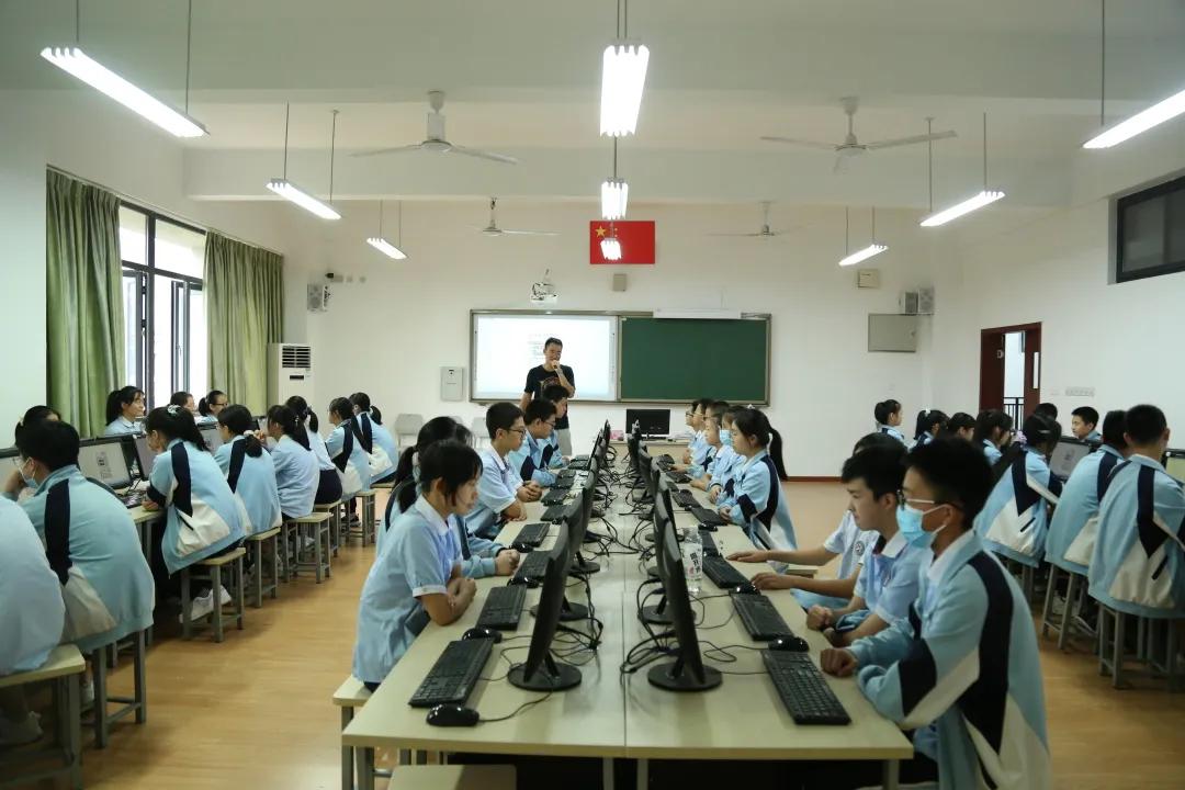 杨家坪中学c区双减课堂,重庆杨家坪中学培优班