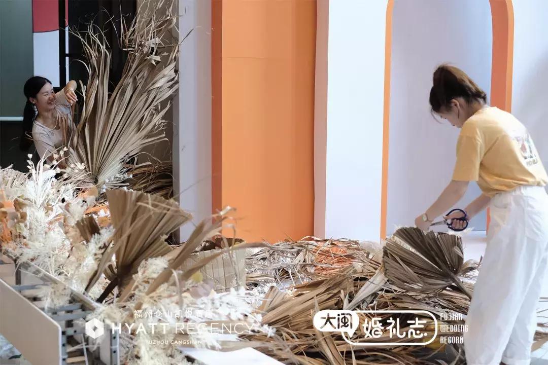 从万元婚纱照到10万婚宴，为什么全福州备婚的人都来参加喜事会