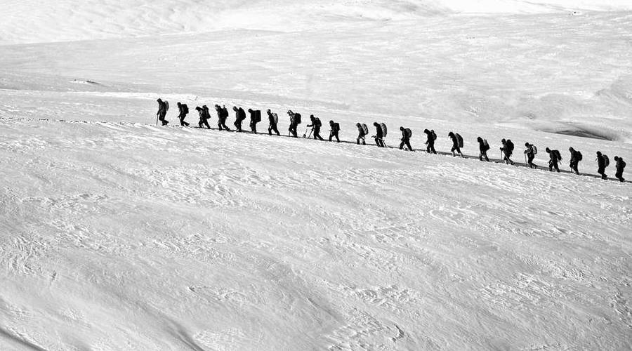 任正非谈干部的四个标准,华为任正非是如何提拔干部员工的
