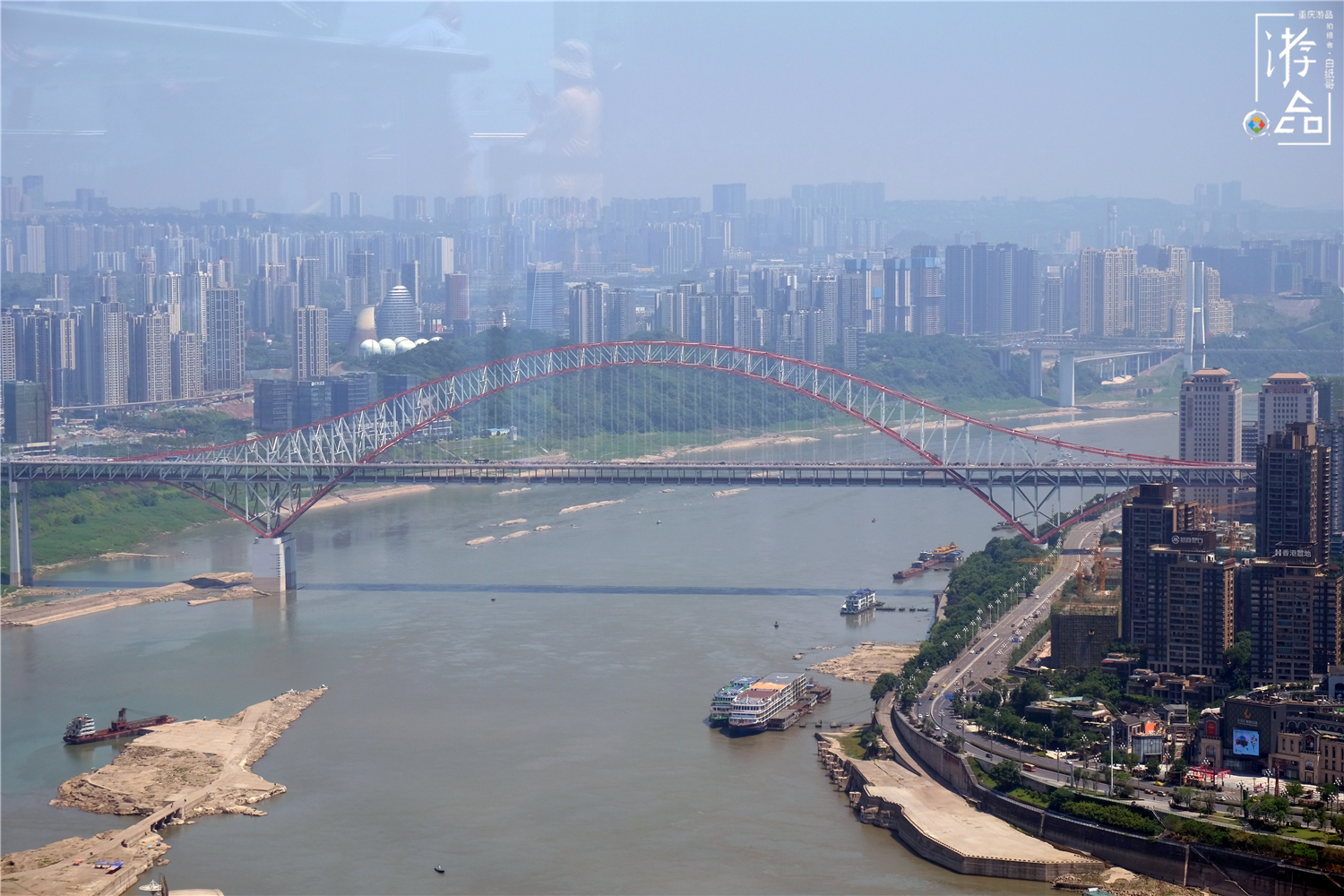 比上海东方明珠更贵，180元体验2小时，重庆来福士观景台值不值？