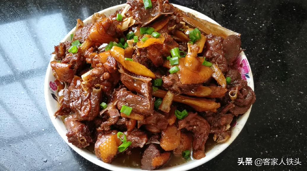 鸭肉又香又好吃的4种做法,爱吃鸡肉的收藏这样做皮脆肉嫩