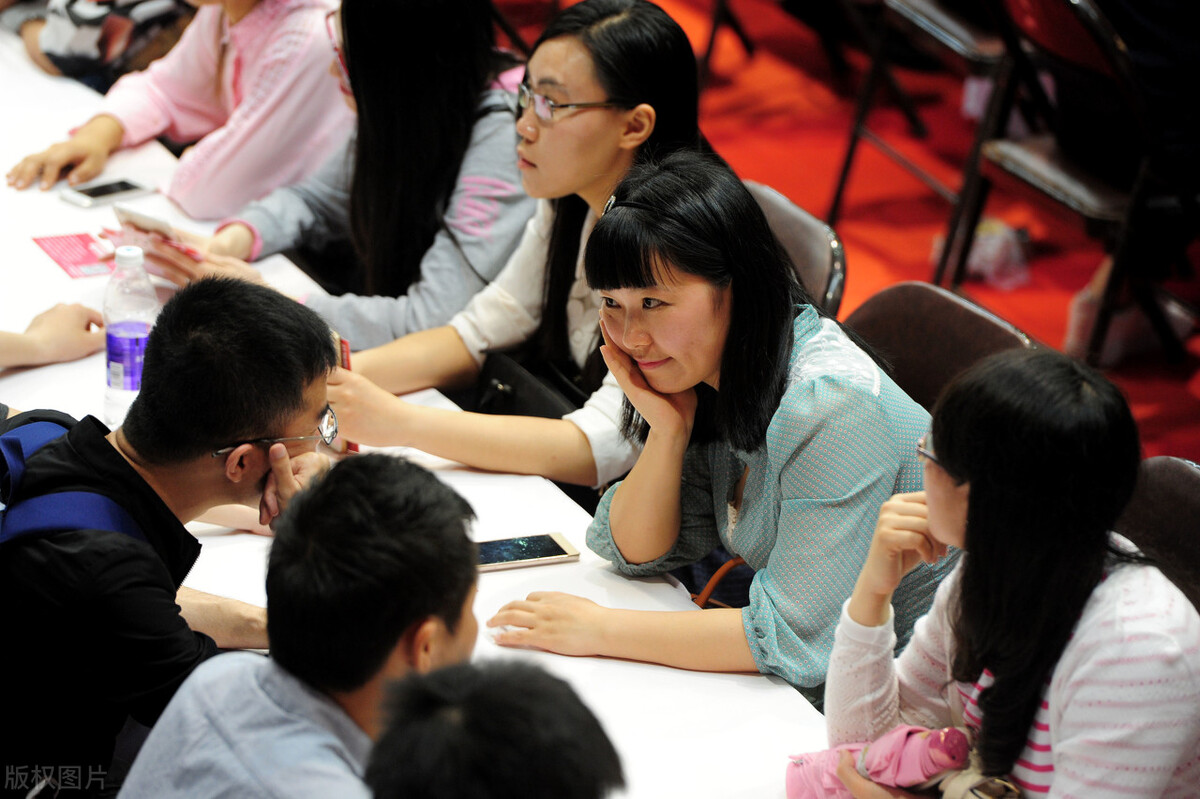 大龄女相亲必经历的三个阶段,为什么大龄相亲这么难