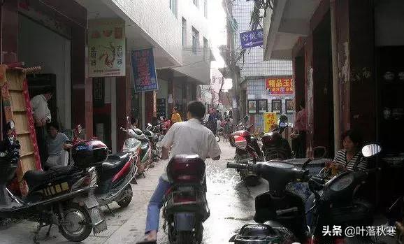 仿制品当真的卖犯法吗,仿品的存在导致真品也没敢买