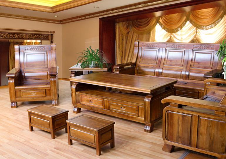 选真皮沙发你了解它的优缺点吗,沙发款式如何选择最合适