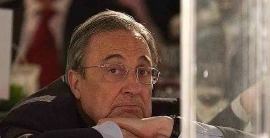 足球的搞笑时刻看完真笑死了,足球赛场那些经典搞笑瞬间