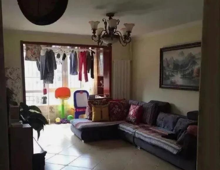 阳台要挡住一部分如何挡比较好,阳台该不该封呢