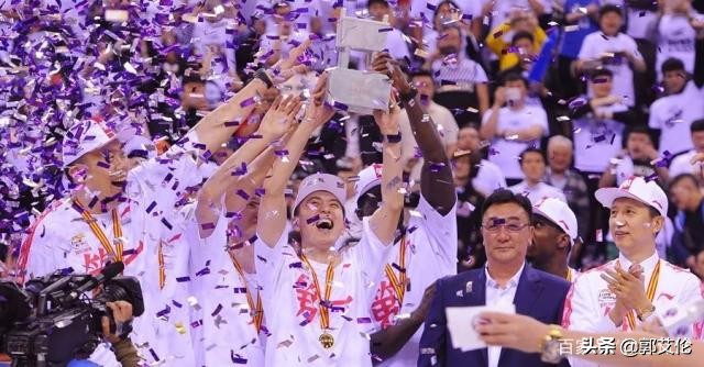 杨鸣回归辽宁男篮第一场,辽篮官宣杨鸣卸任主教练