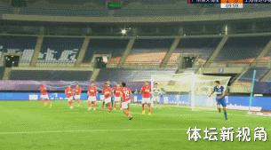 郑智在恒大的巅峰之作,郑智查尔顿停球射门