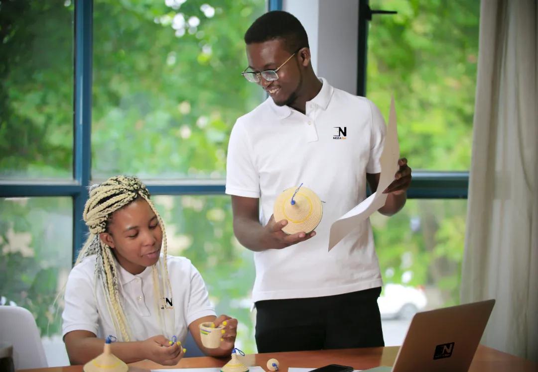 新华社点赞！唐平的电商梦，从一碗吃不到的乌咖喱开始……