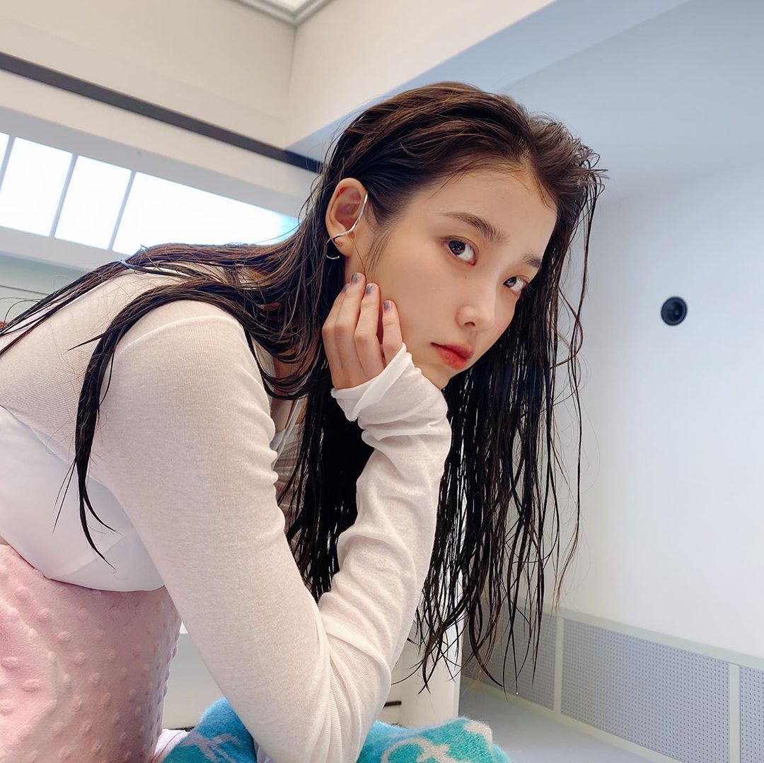 冬天头发干枯毛躁怎么办小妙招,头发干燥毛躁怎么变蓬松方法